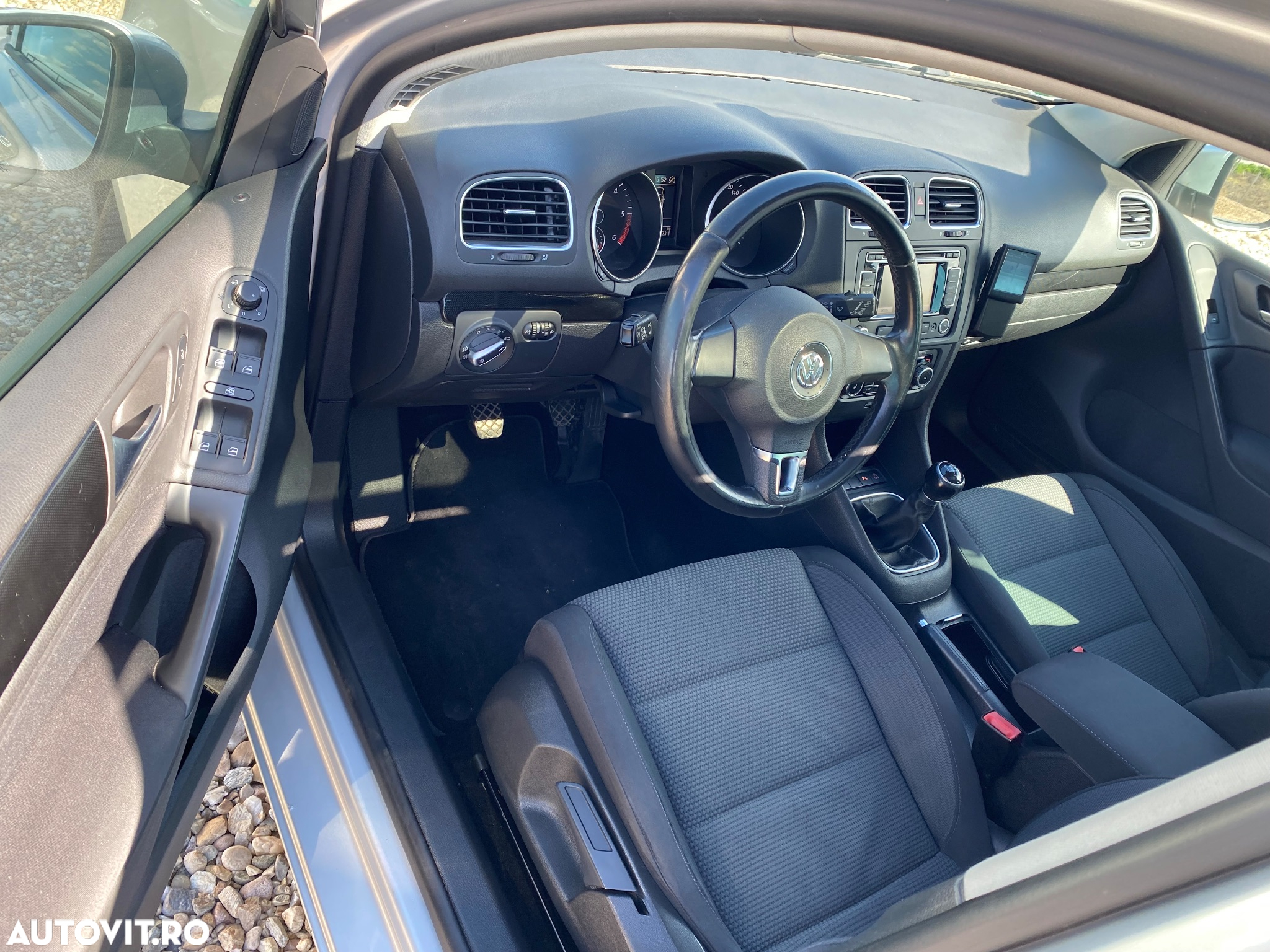 Volkswagen Golf 1.6 TDI BlueMotion Technology Comfortline - 6