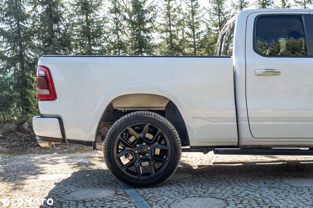 Dodge RAM 1500 5.7 4x4 - 16