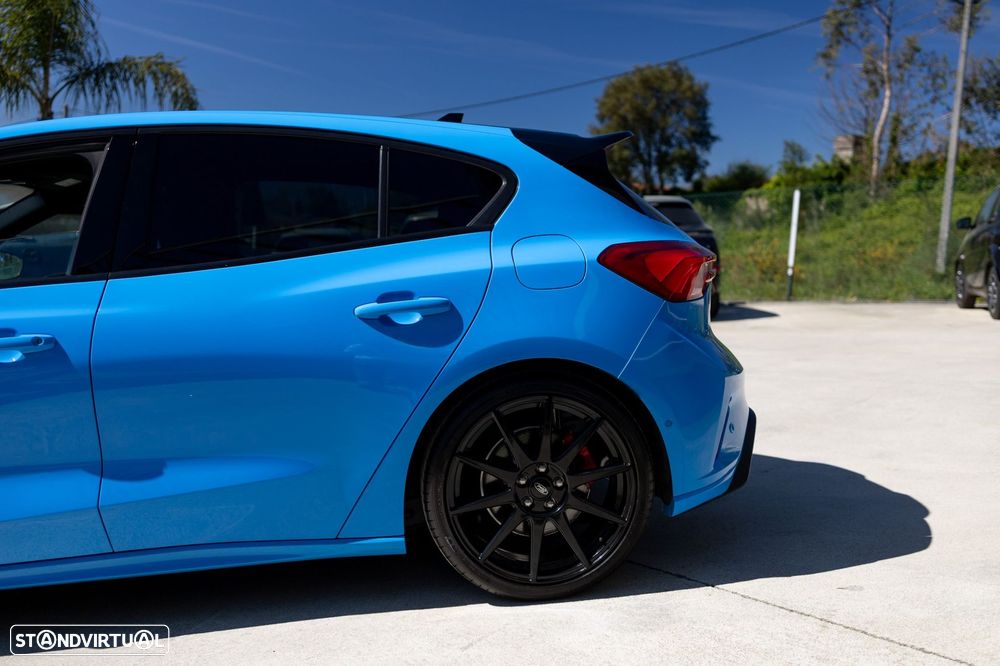 Ford Focus 2.3 EcoBoost S&S ST - 27