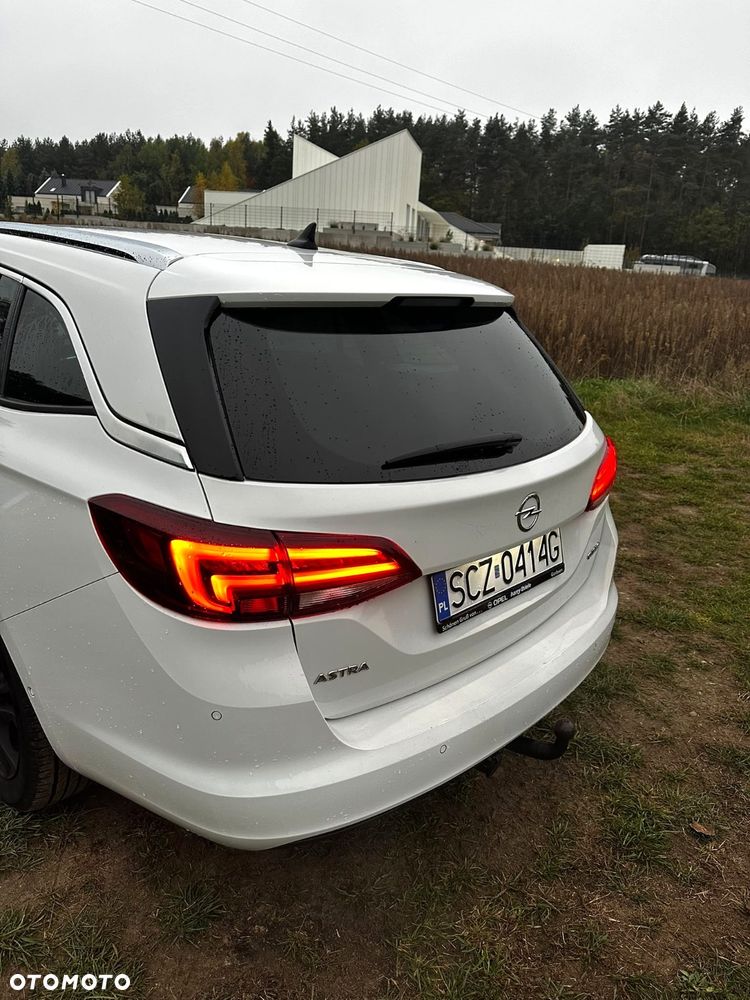 Opel Astra 1.4 T Elite S&S - 11