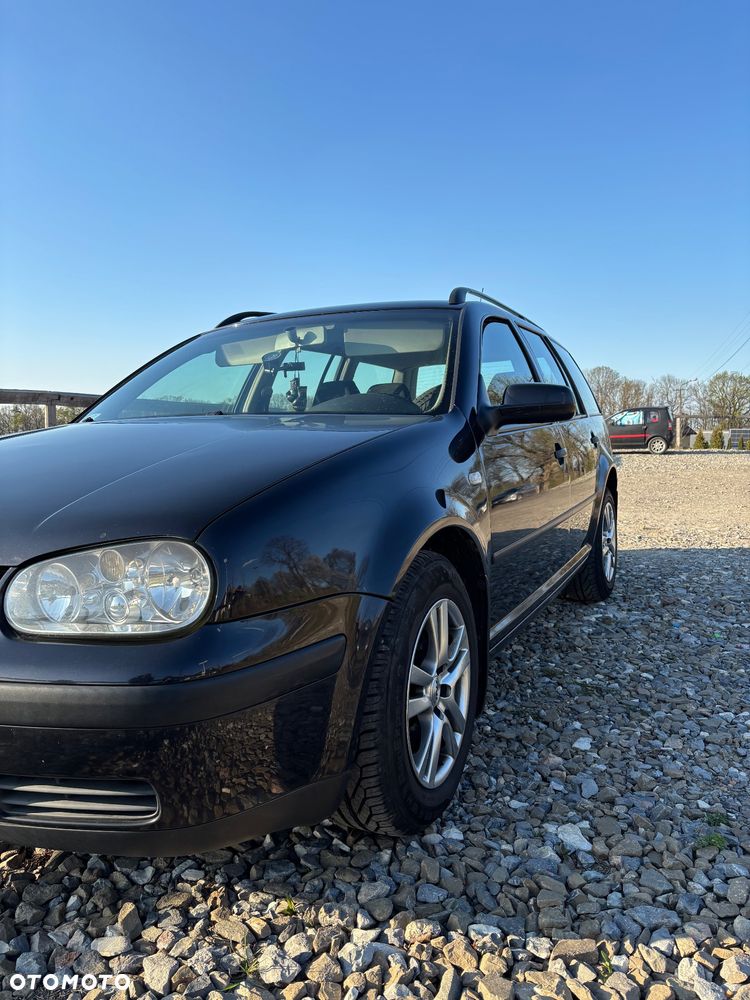 Volkswagen Golf 1.9 TDI Basis - 4