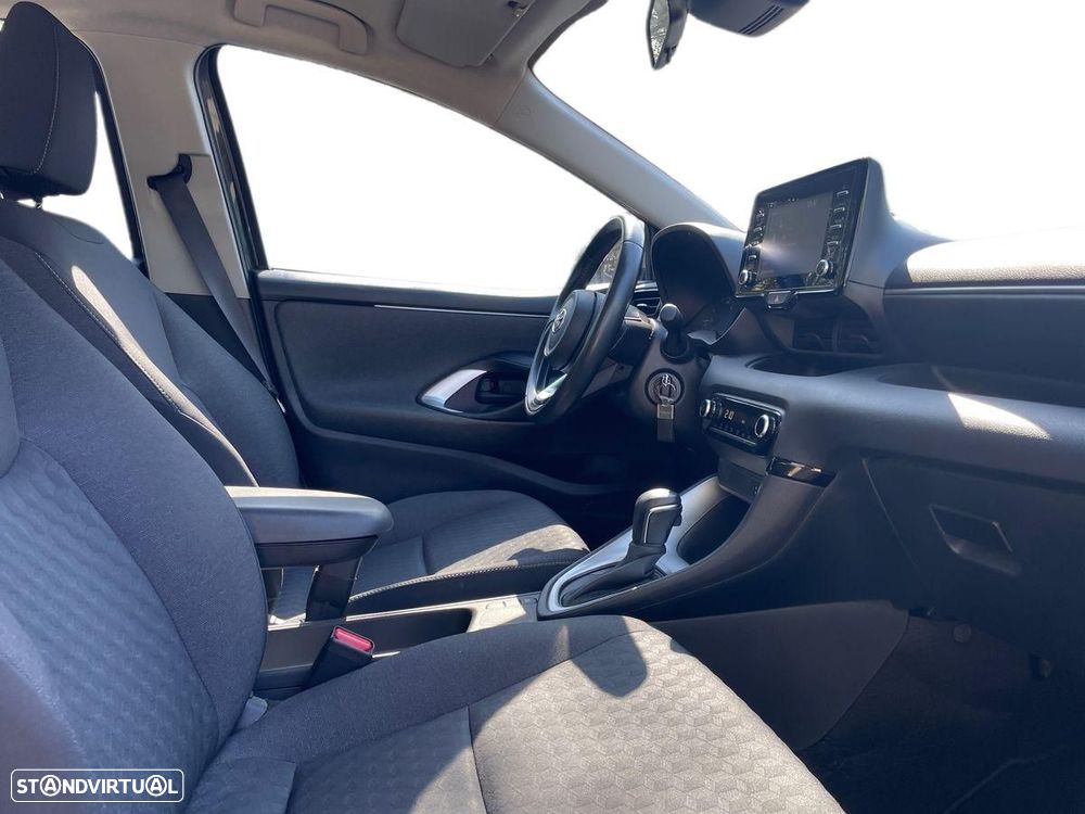 Toyota Yaris - 7