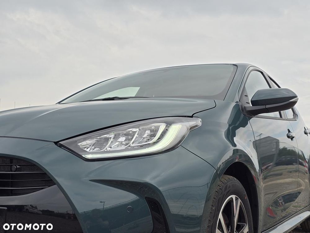 Toyota Yaris - 32