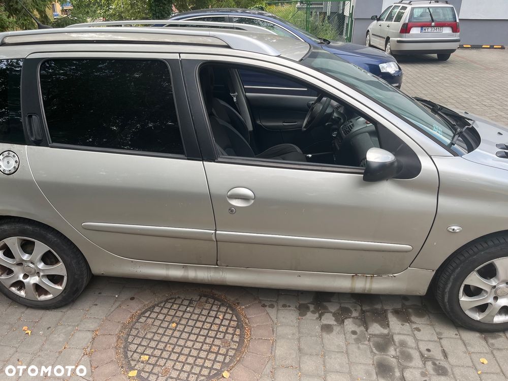 Peugeot 206 - 5