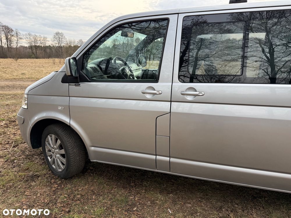 Volkswagen Multivan - 16
