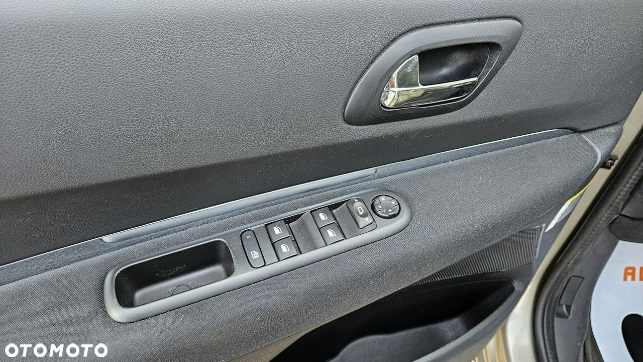 Peugeot 3008 - 20