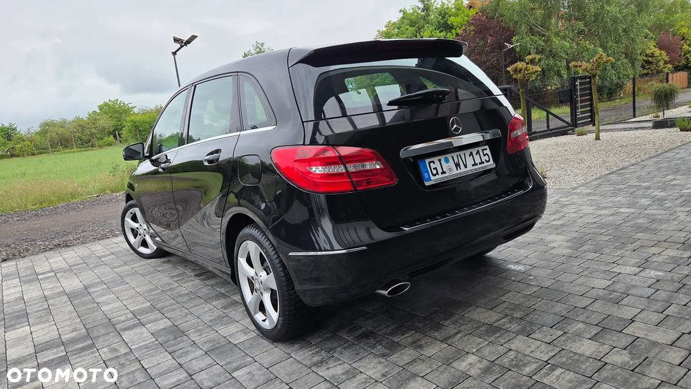 Mercedes-Benz Klasa B 200 (BlueEFFICIENCY) - 28
