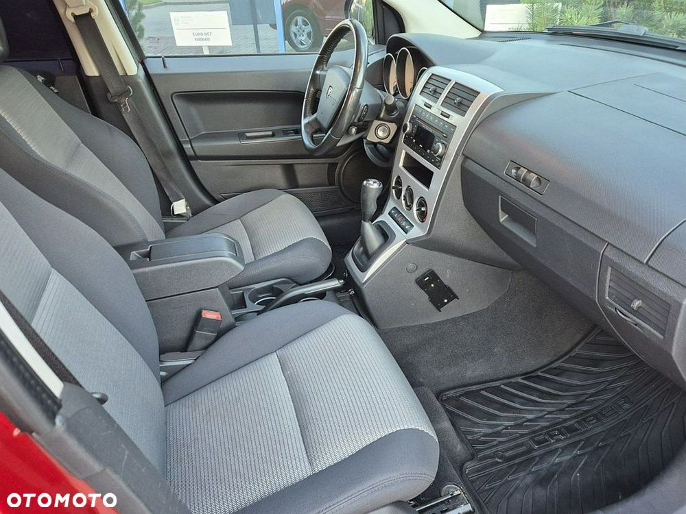 Dodge Caliber 1.8 SXT - 9