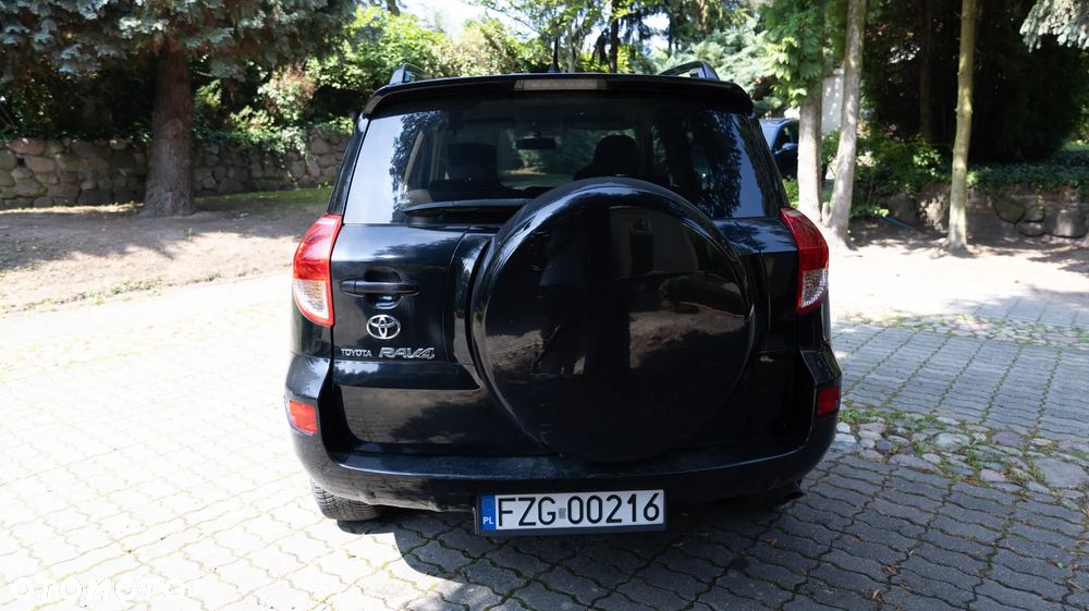 Toyota RAV4 2.0 VVT-i Luna - 8