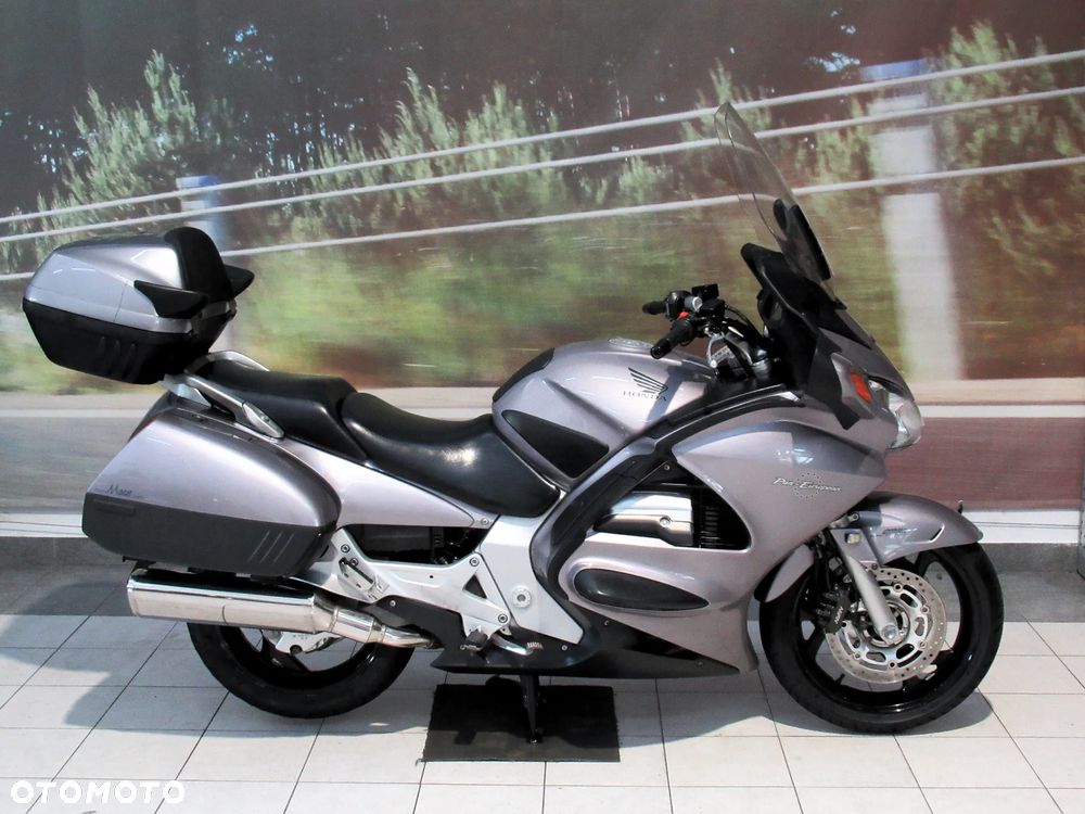 Honda ST - 5