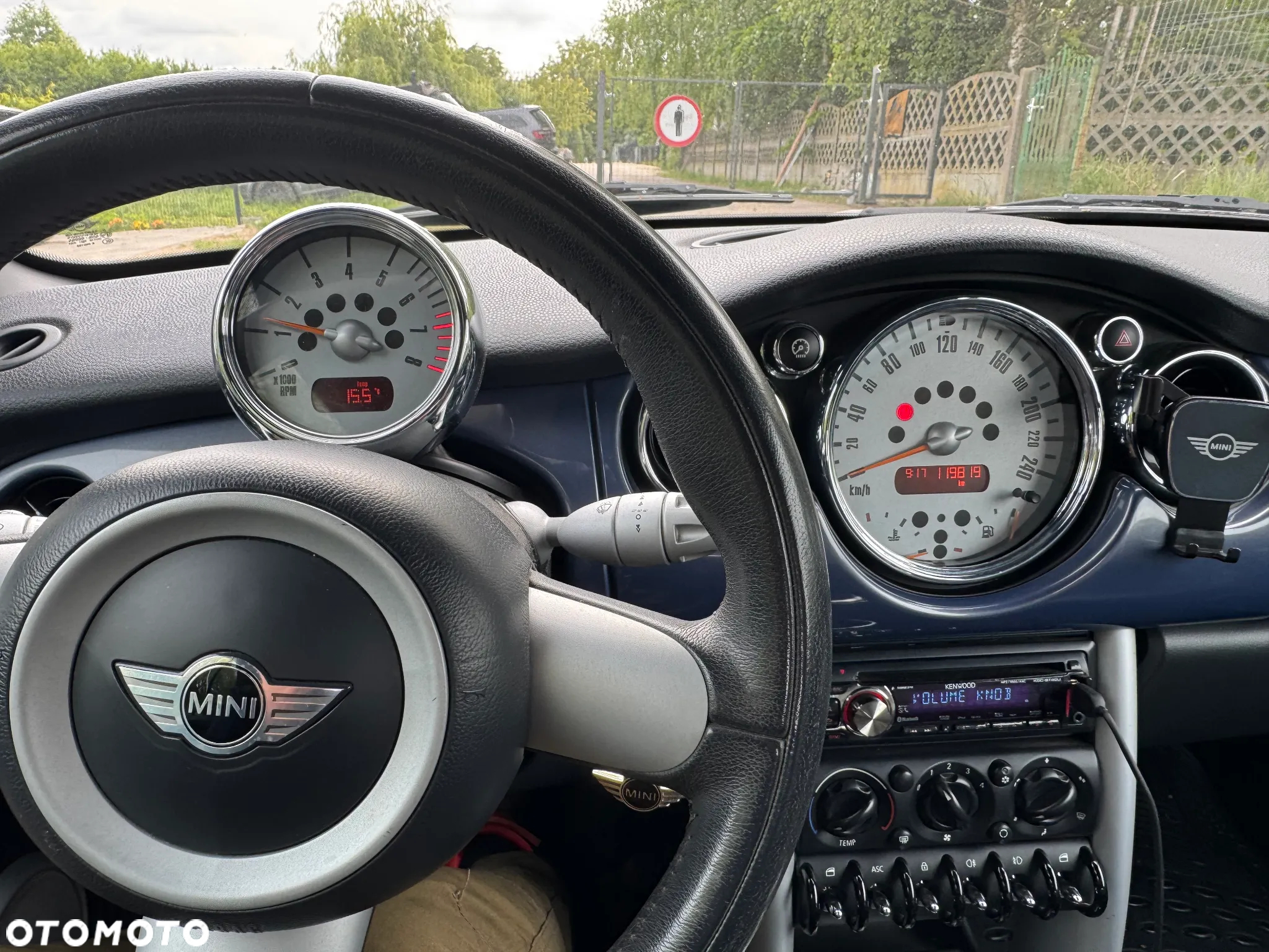MINI Cooper Standard - 5