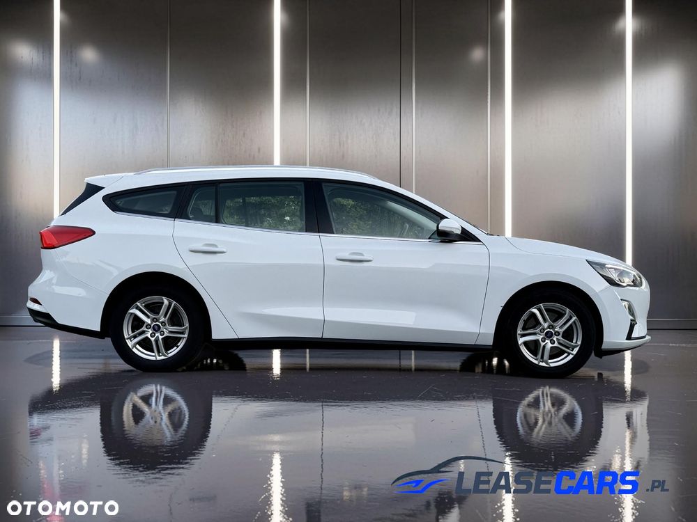 Ford Focus 2.0 EcoBlue Start-Stopp-System COOL&CONNECT - 2