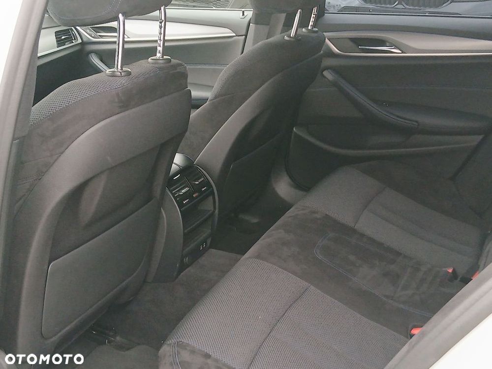 BMW Seria 5 520d M Sport sport - 13