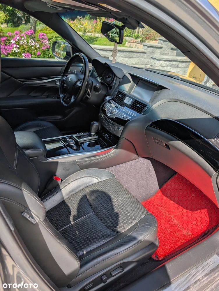 Infiniti Q70 2.2d Sport - 9