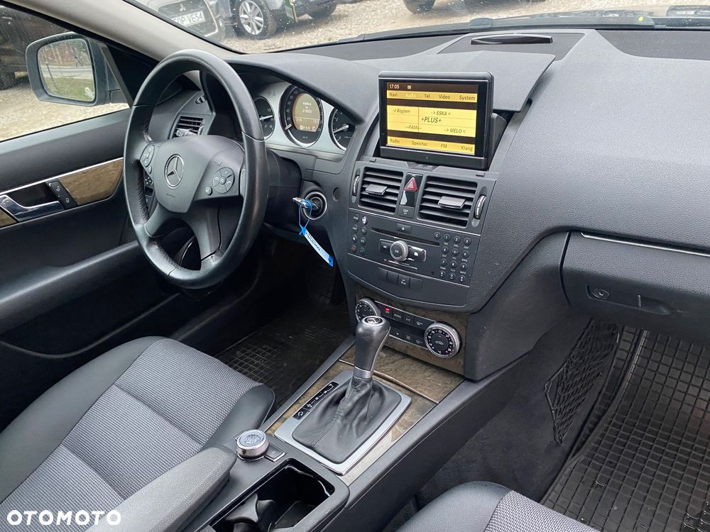Mercedes-Benz Klasa C - 24