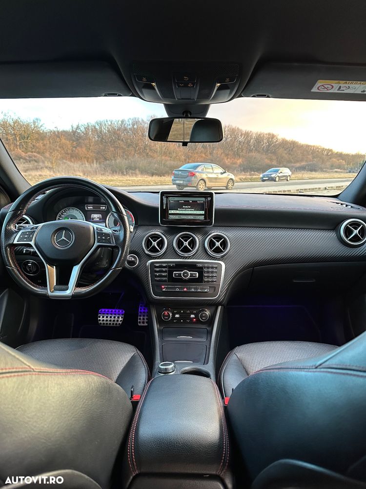 Mercedes-Benz A - 15