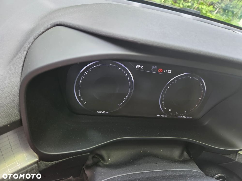 Volvo XC 40 D3 - 9