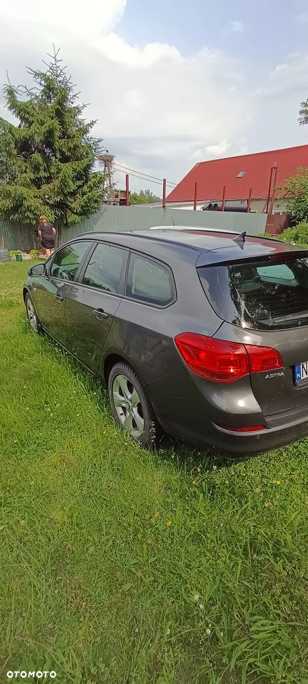 Opel Astra 1.7 CDTI - 14