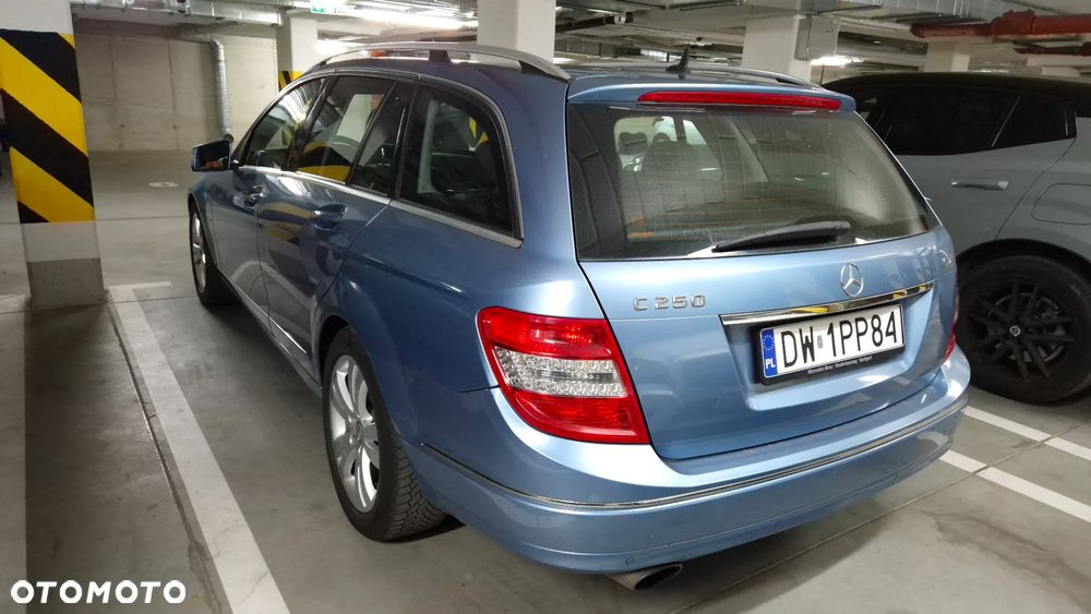 Mercedes-Benz Klasa C 250 CDI BlueEff Avantgarde - 39