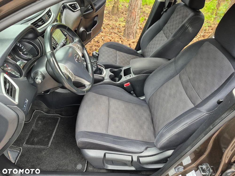 Nissan Qashqai 1.6 dCi DPF acenta - 15