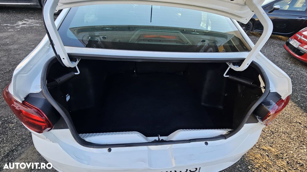 Dacia Logan ECO-G 100 MT6 Prestige - 11