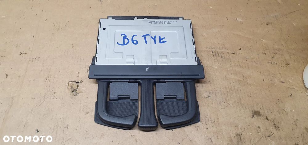 Uchwyt na kubki tył podłokietnik VW Passat B6 8P0885995B - 3
