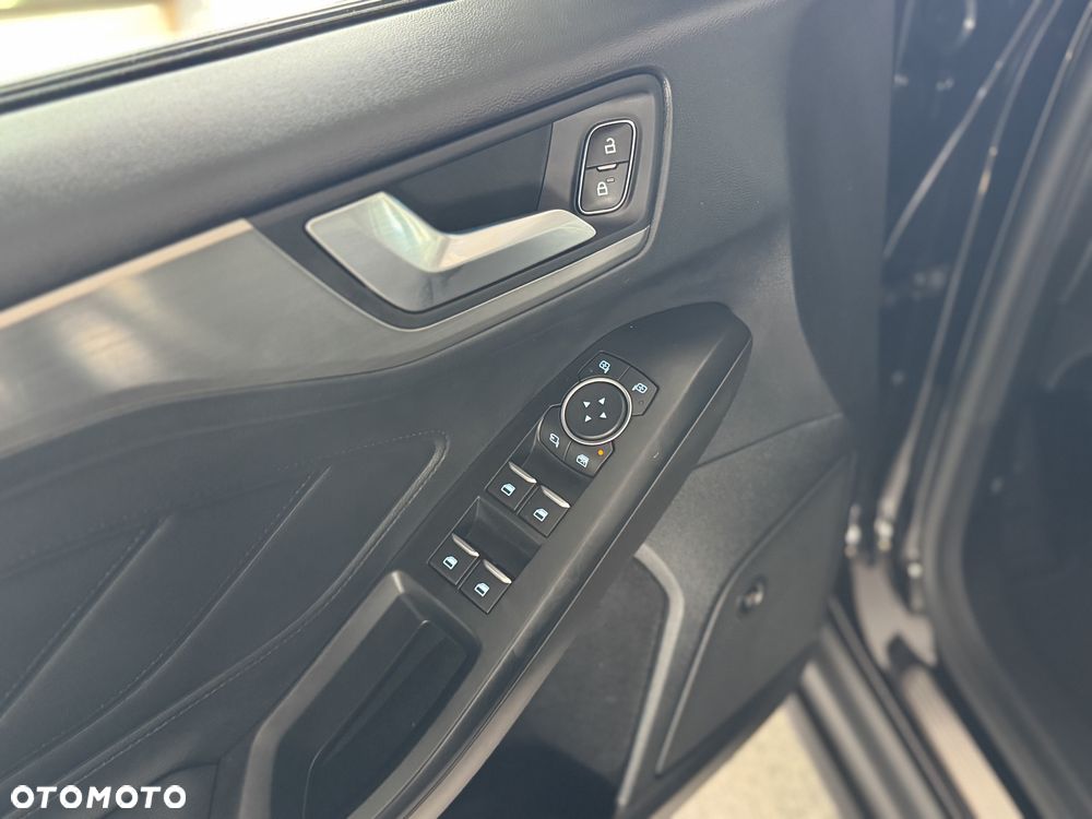 Ford Focus - 20