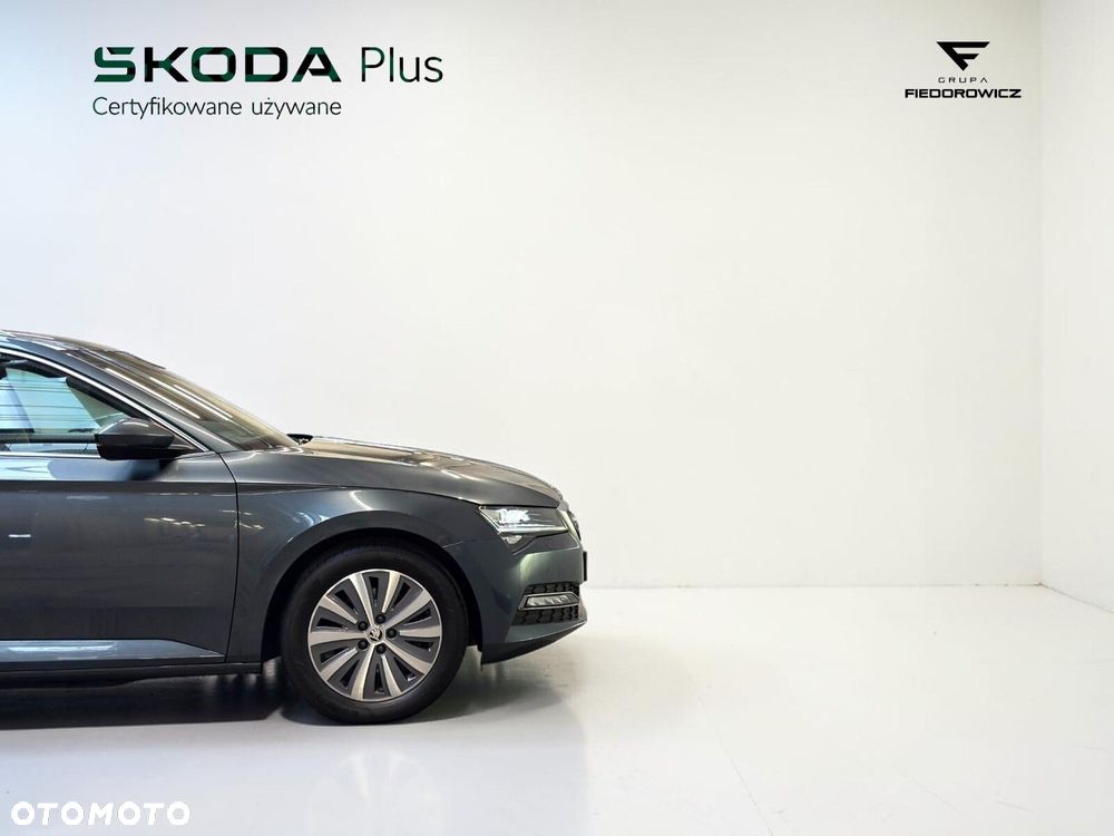Skoda Superb 2.0 TDI SCR Style DSG - 10