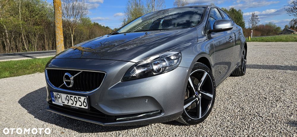 Volvo V40 - 2