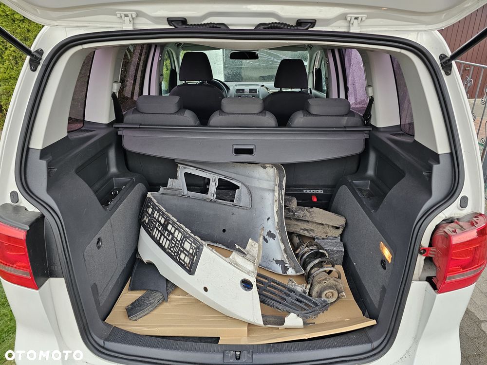 Volkswagen Touran 1.6 TDI DPF Life - 10