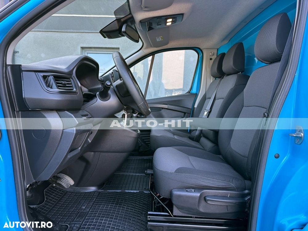 Renault Trafic - 14