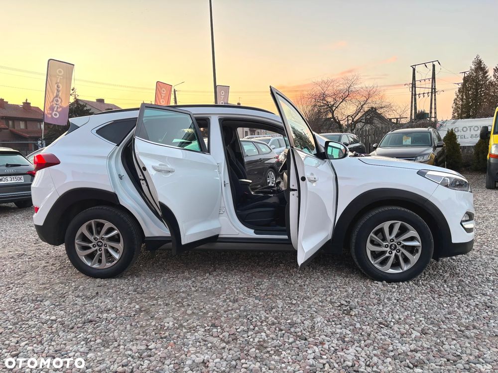 Hyundai Tucson 2.0 CRDI BlueDrive Comfort 2WD - 28