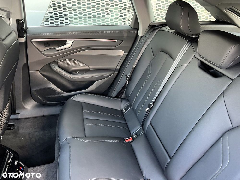 Audi A6 - 25