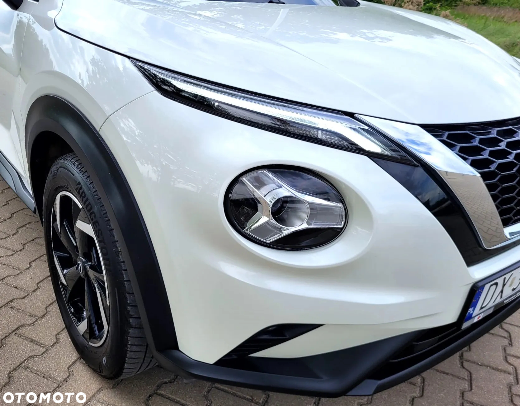 Nissan Juke 1.0 DIG-T N-Connecta - 16