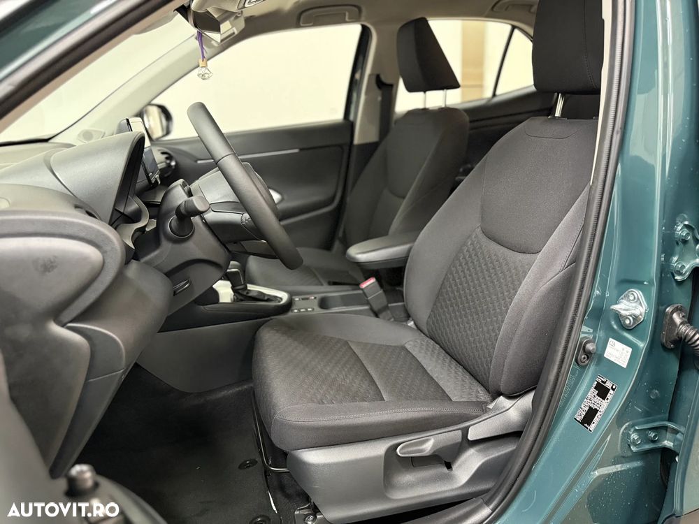 Toyota Yaris Cross - 10