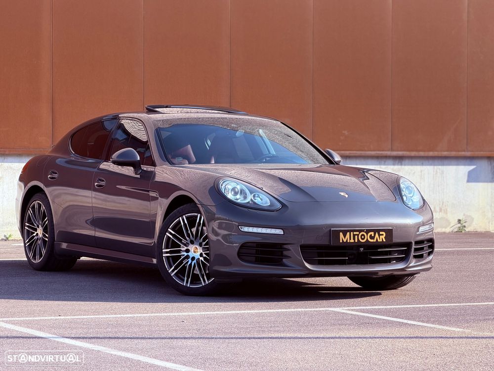 Porsche Panamera Edition - 1