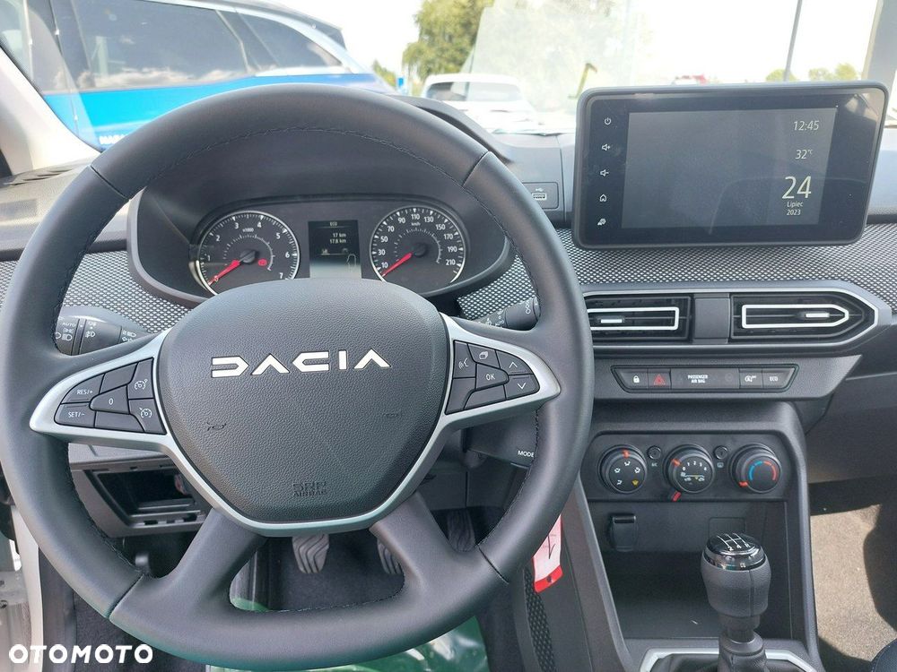 Dacia Sandero - 9
