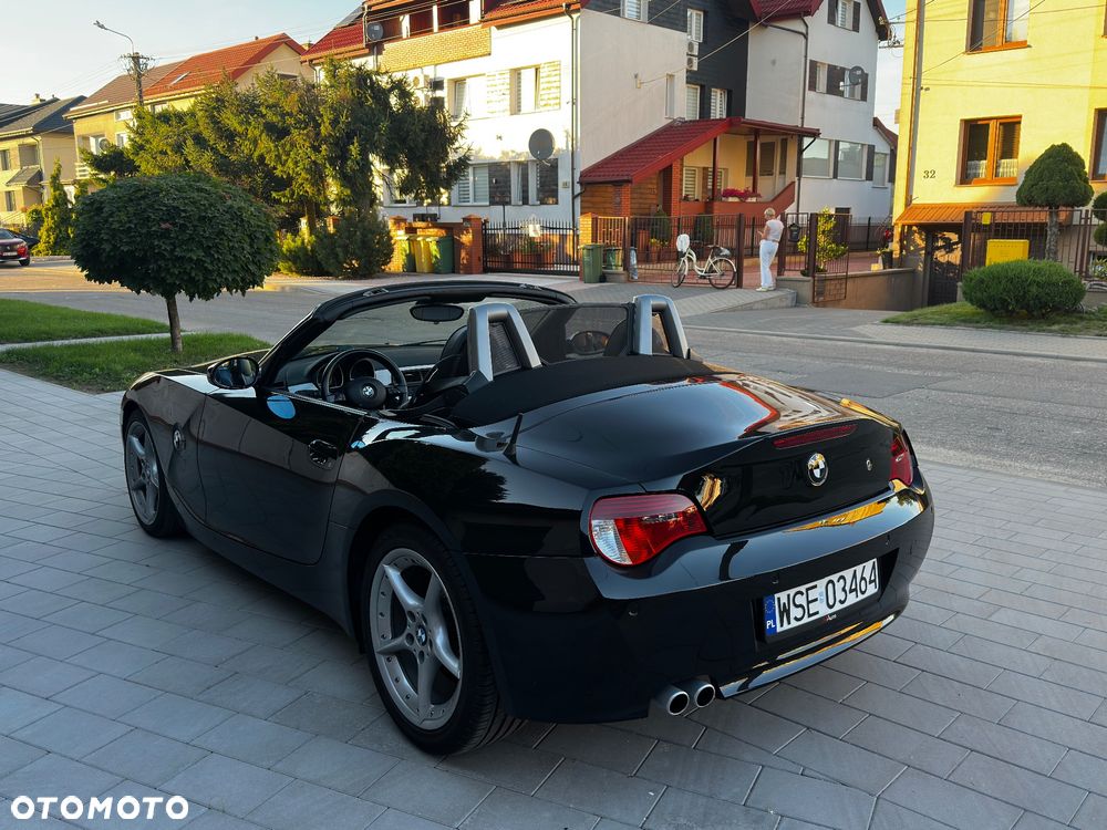 BMW Z4 2.5i - 19