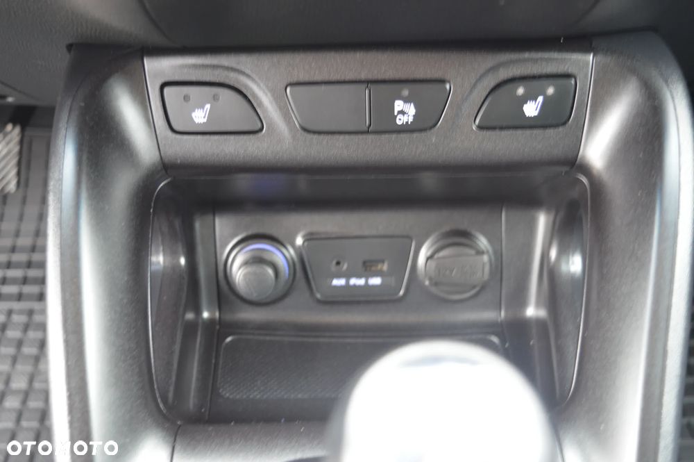 Hyundai ix35 1.6 GDI Comfort 2WD - 18