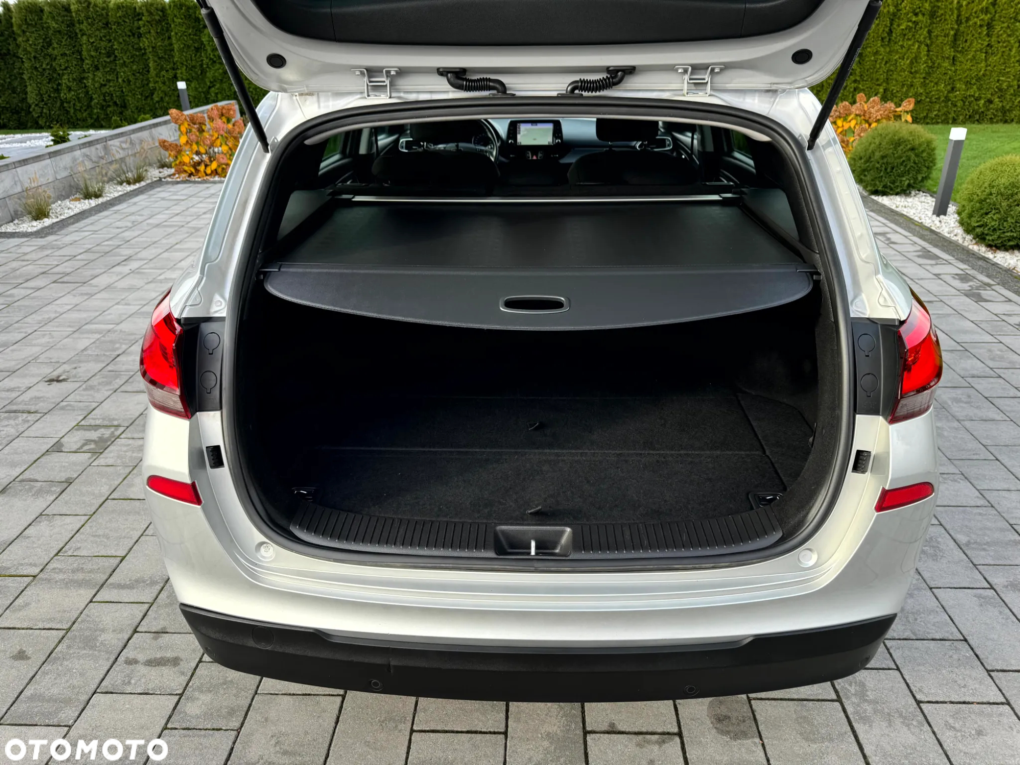 Hyundai i30 Kombi 1.6 CRDI DCT YES - 15