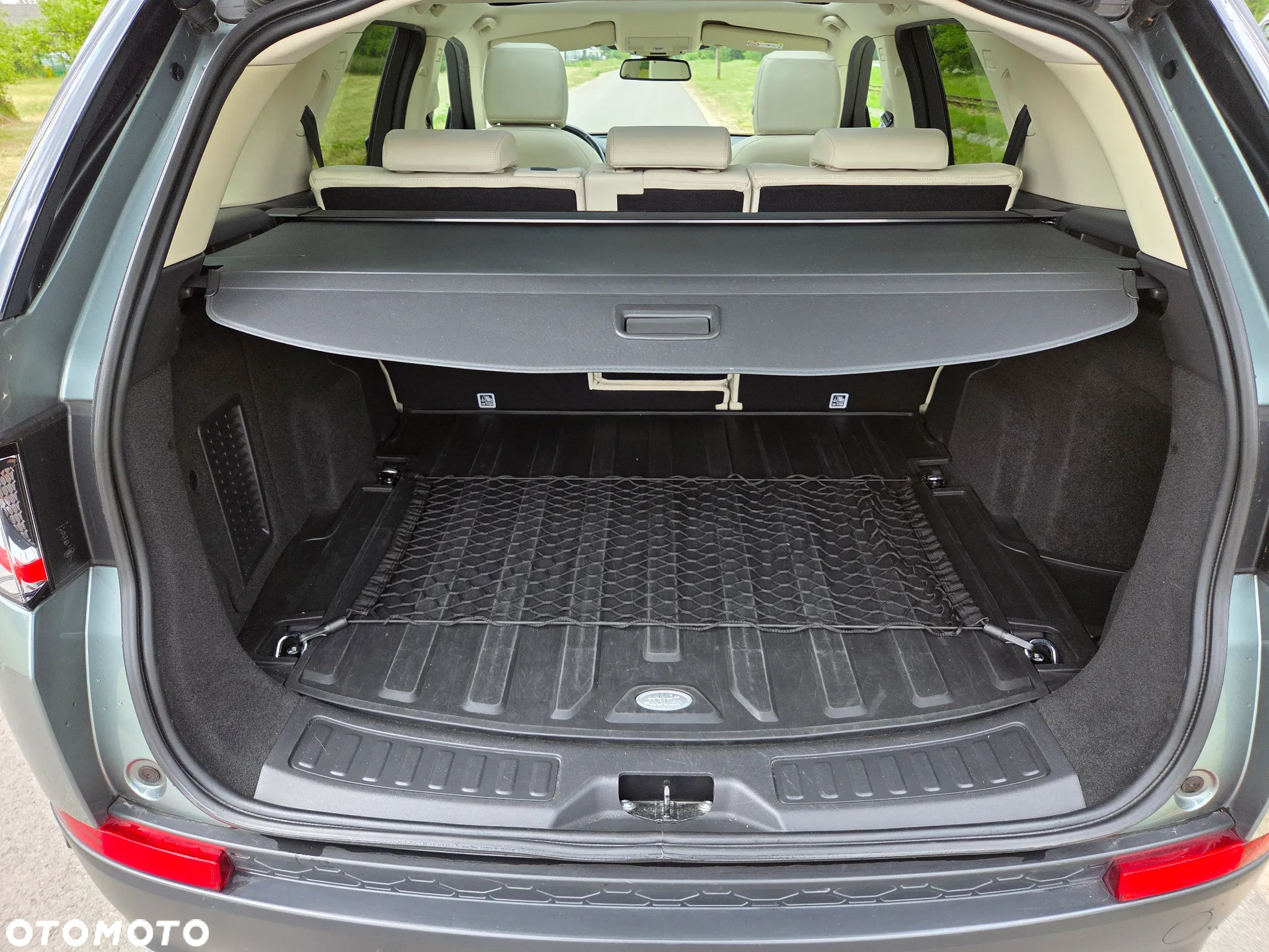 Land Rover Discovery Sport 2.0 Si4 HSE Luxury - 36