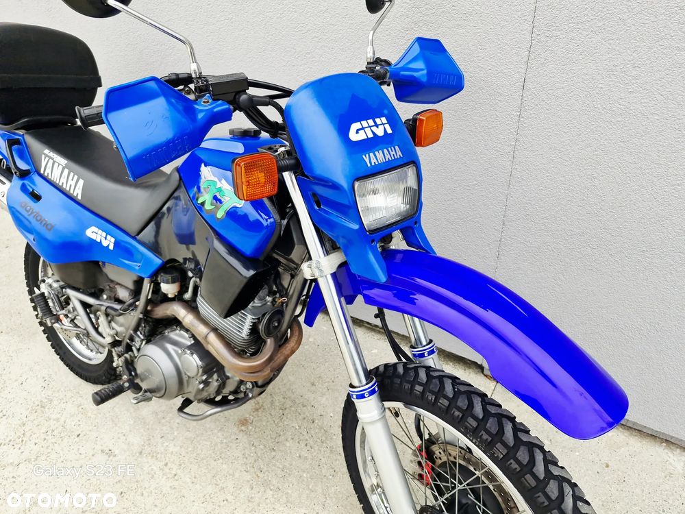 Yamaha XT - 19