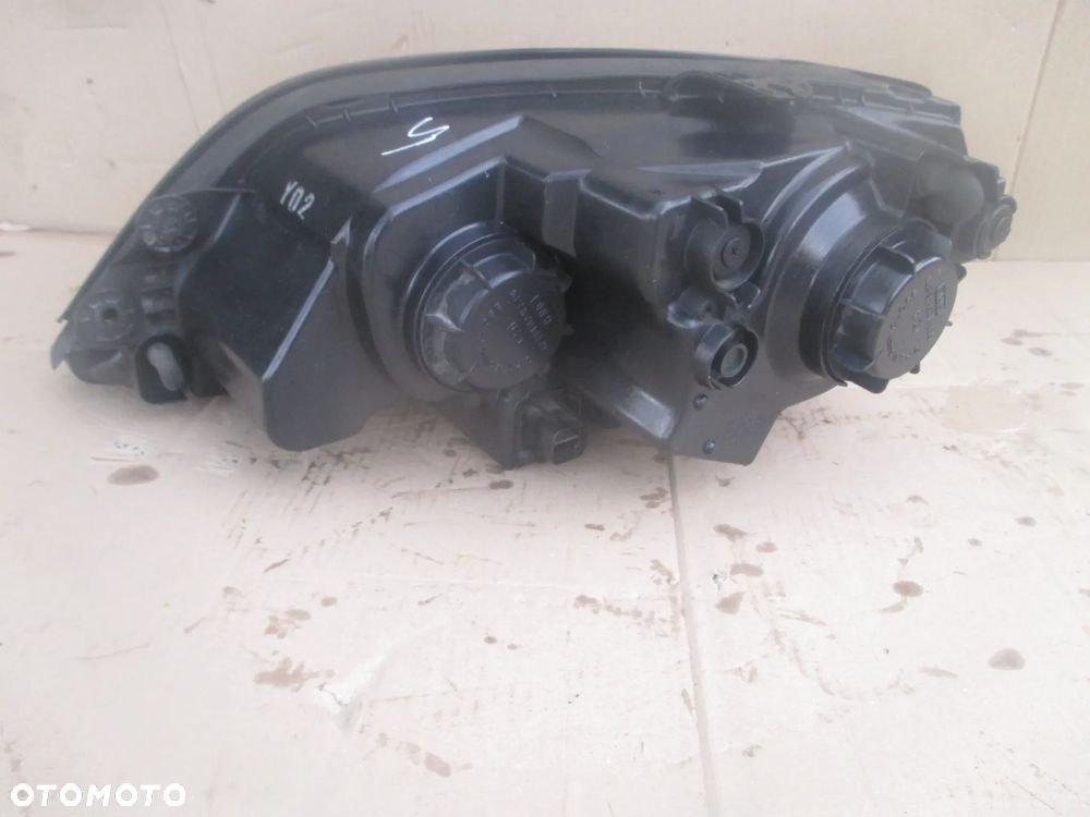 lampa prawa Kia Sportage Orginał Europa - 3