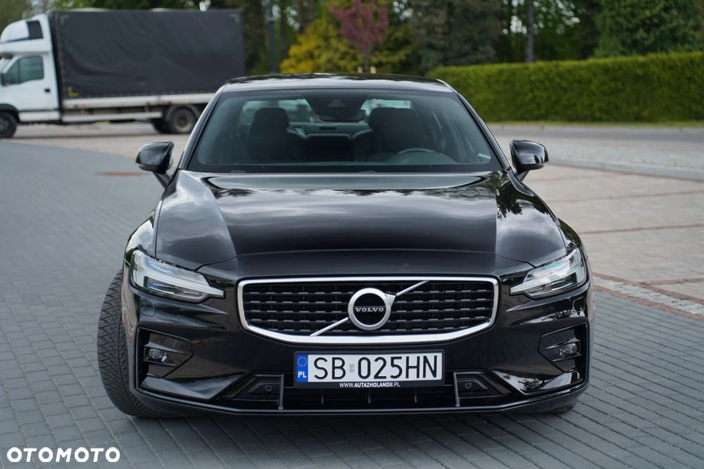 Volvo S60 T5 R-Design - 5