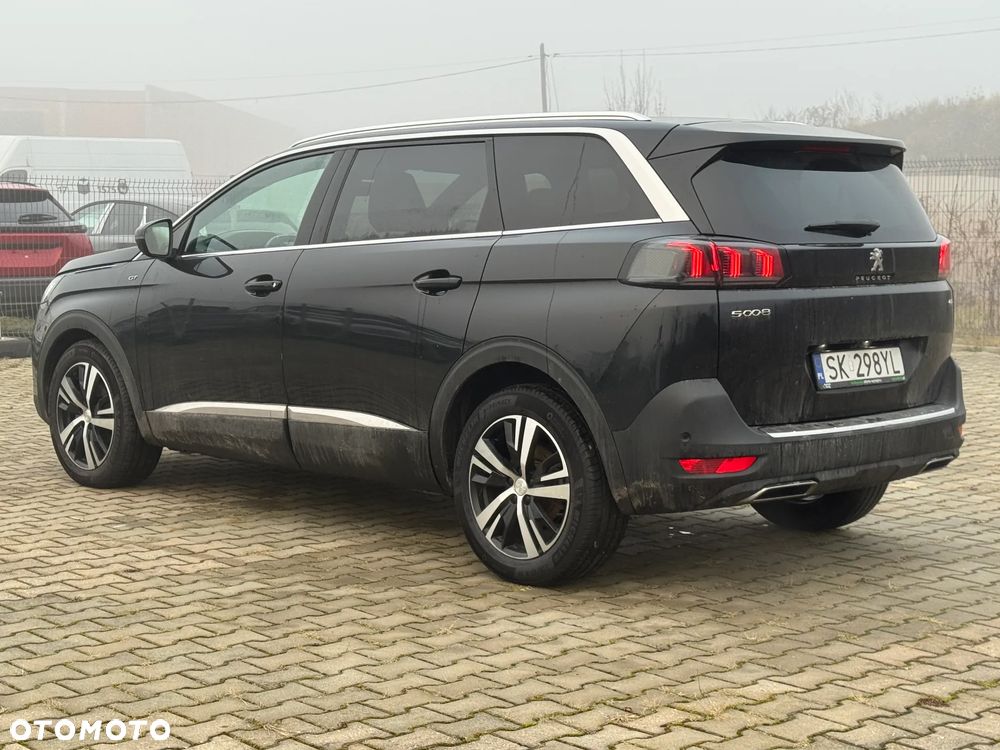 Peugeot 5008 - 3