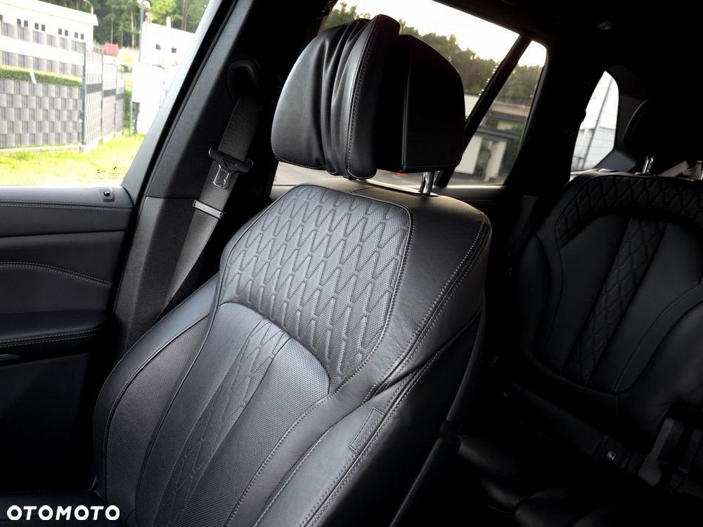BMW X5 xDrive40d - 13