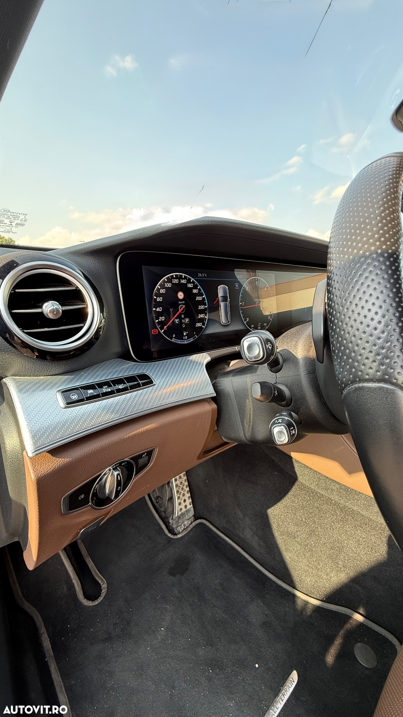 Mercedes-Benz E 220 d 4Matic T 9G-TRONIC Avantgarde - 8