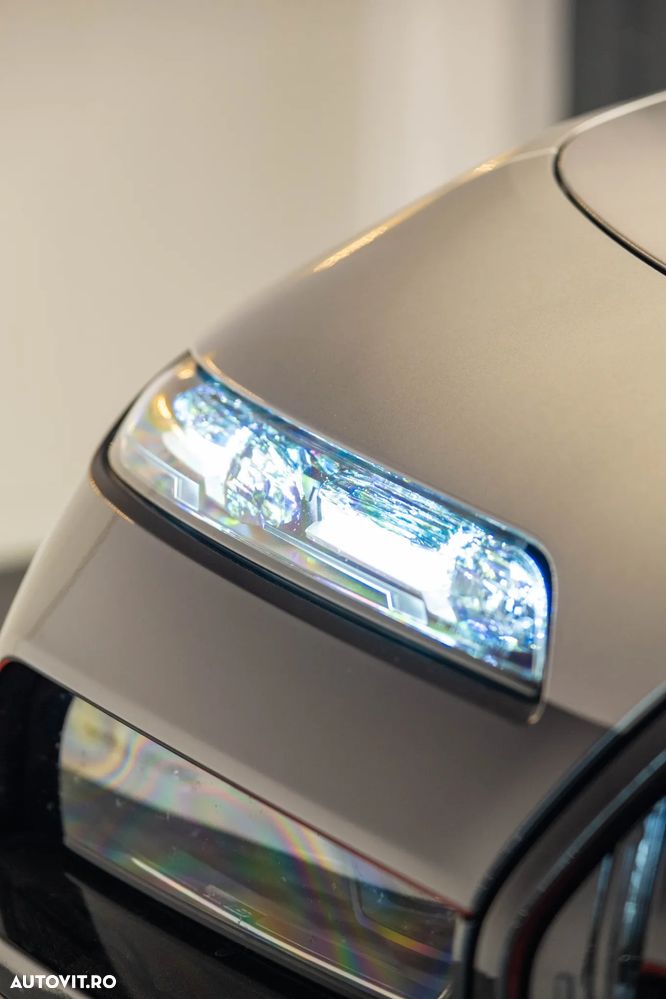 BMW Seria 7 740d xDrive MHEV - 7