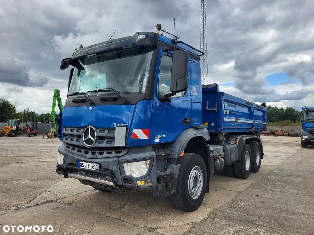 Mercedes-Benz AROCS 2643 6x4 wywrotka Meiller Bordmatic z Niemiec