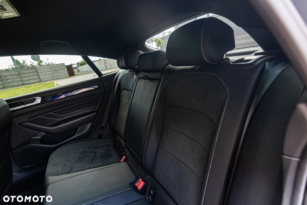 Volkswagen Arteon 2.0 TDI R-Line DSG - 28